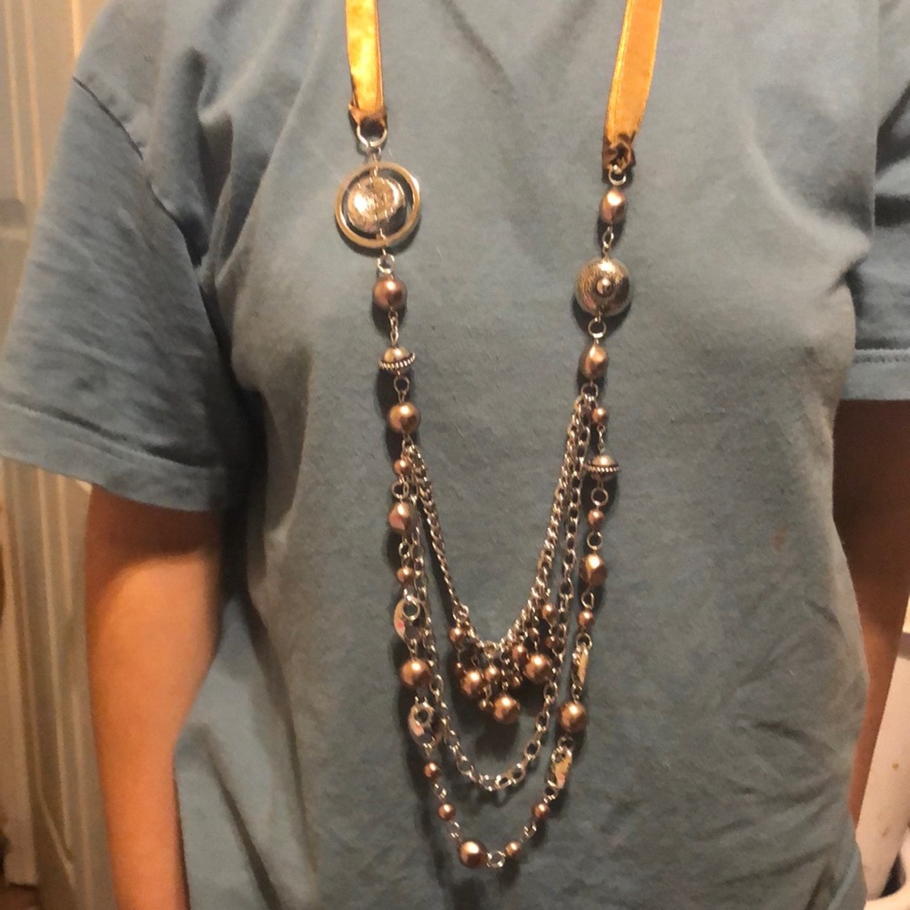 Necklace and earrings set